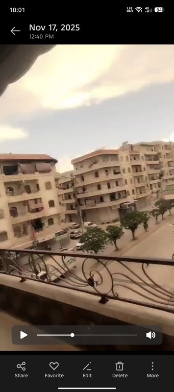 الطابق الثالث مطل على اوتستراد في عفرين ريف حلب مخدم من كلشي - صورة 2