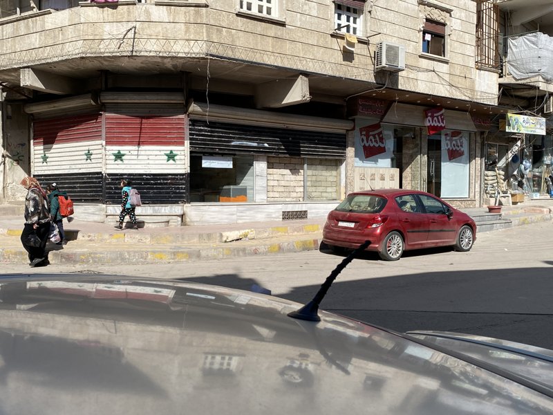 محل زاوية اربع شوارع مع قبو